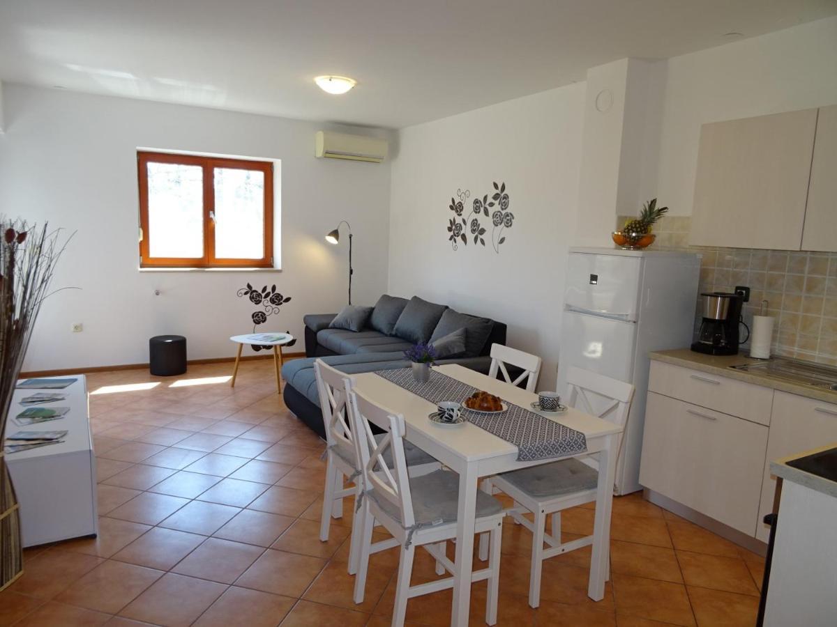 Apartment Erika Premantura Zewnętrze zdjęcie