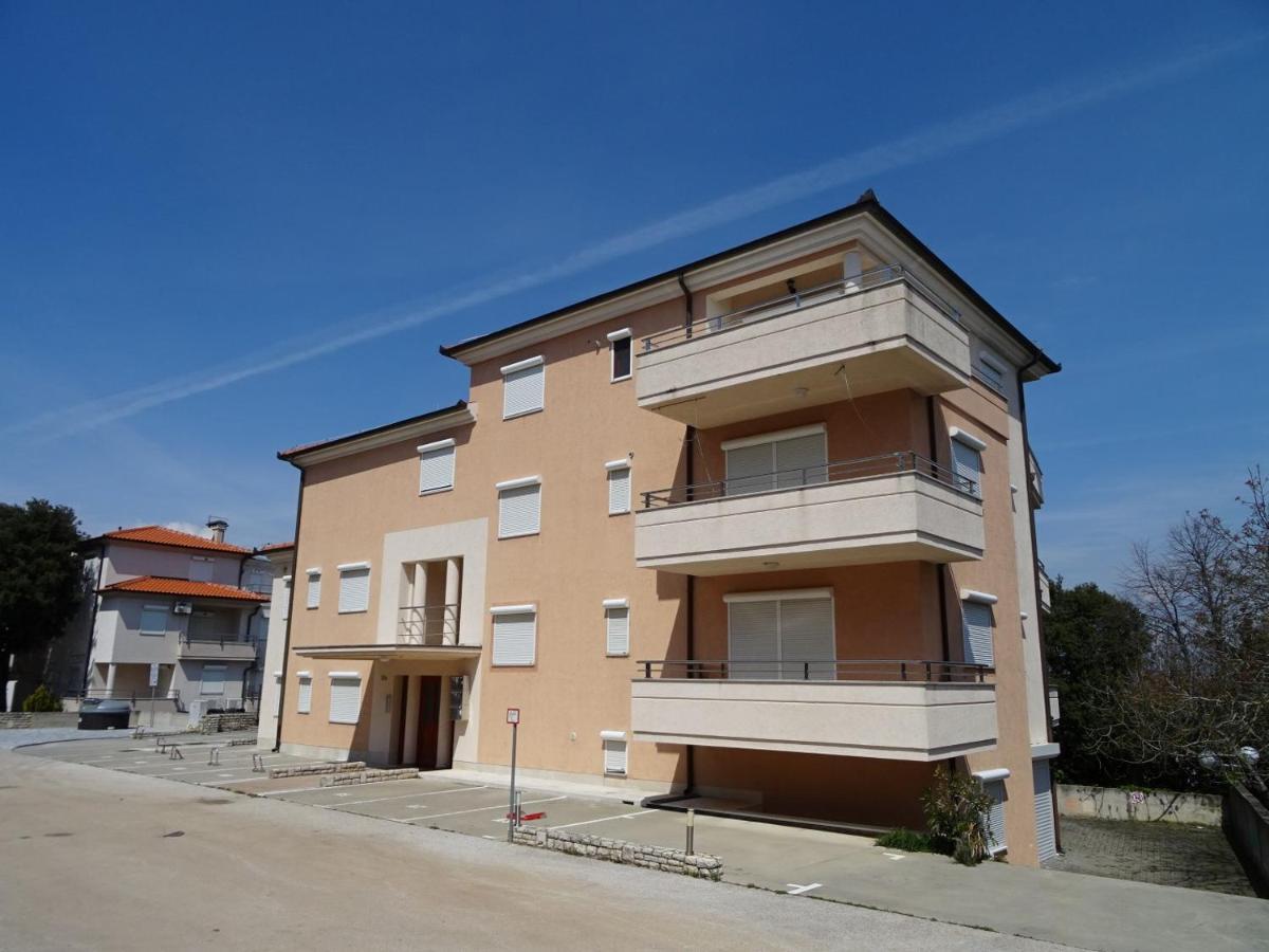 Apartment Erika Premantura Zewnętrze zdjęcie